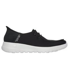 BLACK / WHITE