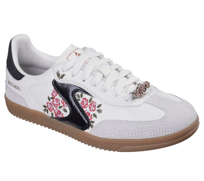 Hotshot - Fiercely Floral Shoes | Women Skechers online