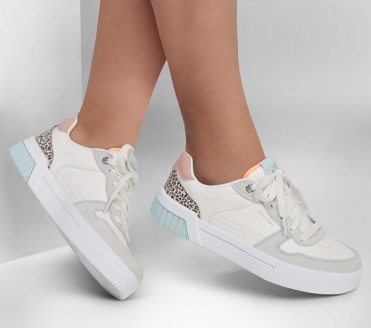 Jade - Feline Instinct Shoes | Women Skechers discount